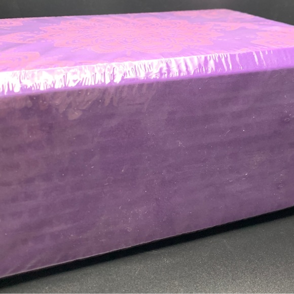 NWOT Yoga Blocks with Mandala Print, purple, Set of 2 blocks - Picture 4 of 4